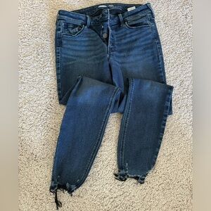 Old navy rockstar jeans size 6